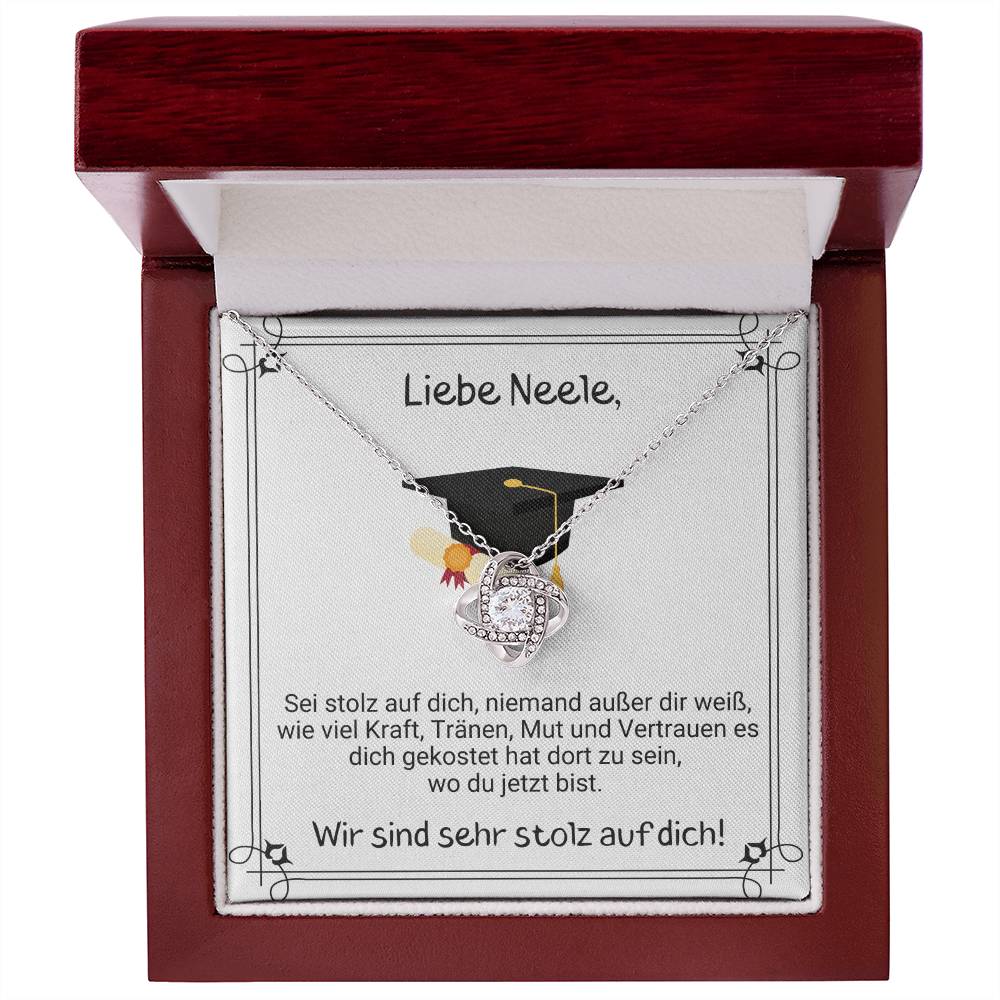 Wir Sind Sehr Stolz Aufdich - Love Knot Necklace