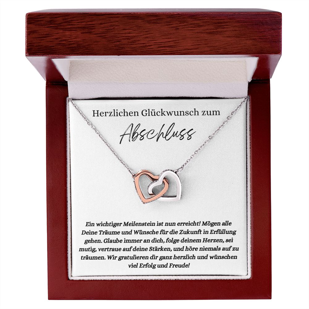 Herzlichen Glückwunsch zum Abschluss - Interlocking Hearts Necklace