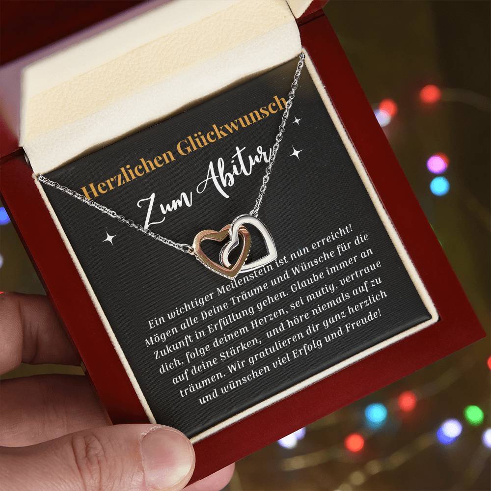 Glaube Immer An Dich Und Höre Niemals Auf Zu Träumen - Interlocking Hearts Necklace