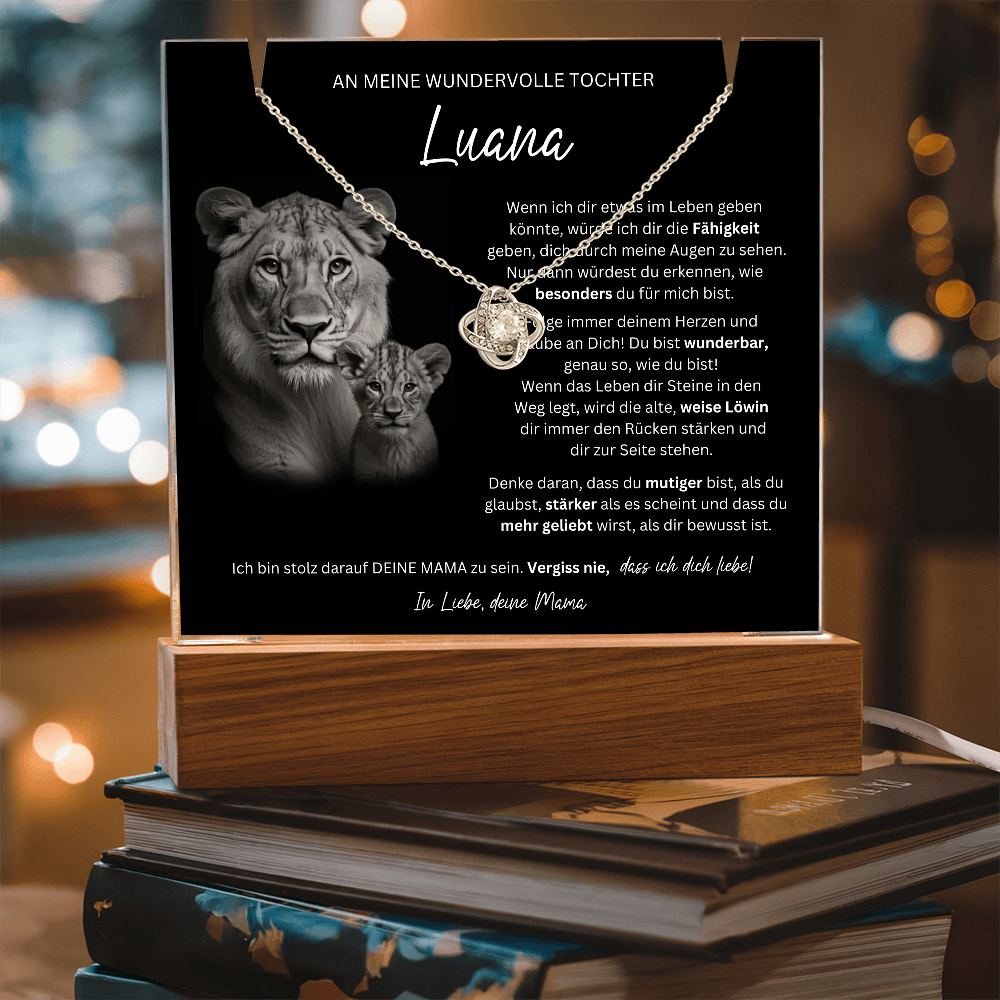 Custom Luana