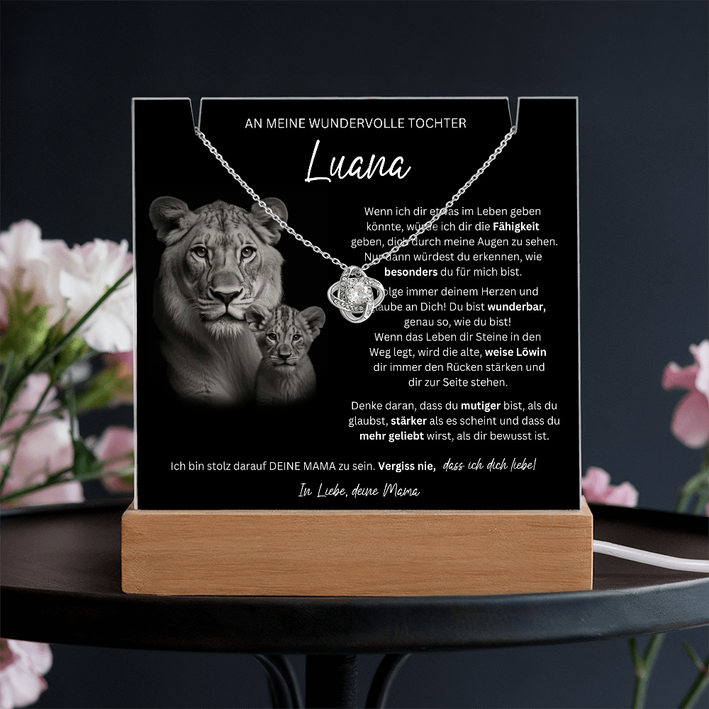 Custom Luana