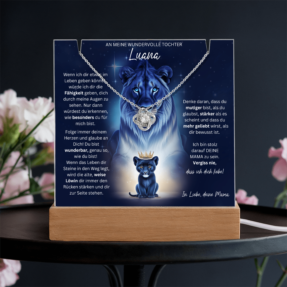 Custom Luana