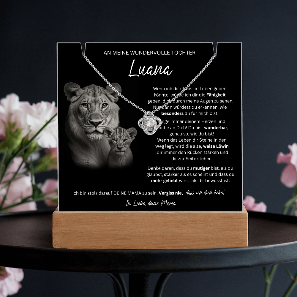 Custom Luana