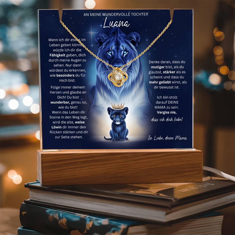 Custom Luana