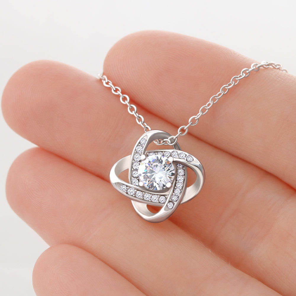 An Unsere Liebe Tochter - Du Bist Viel Mutiger - Love Knot Necklace