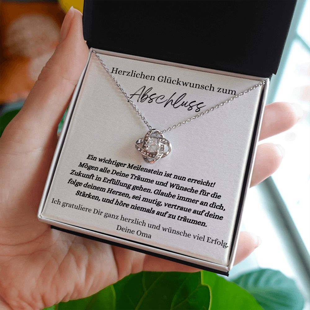 Herzlichen Glückwunsch Zum Abschluss - Love Knot Necklace