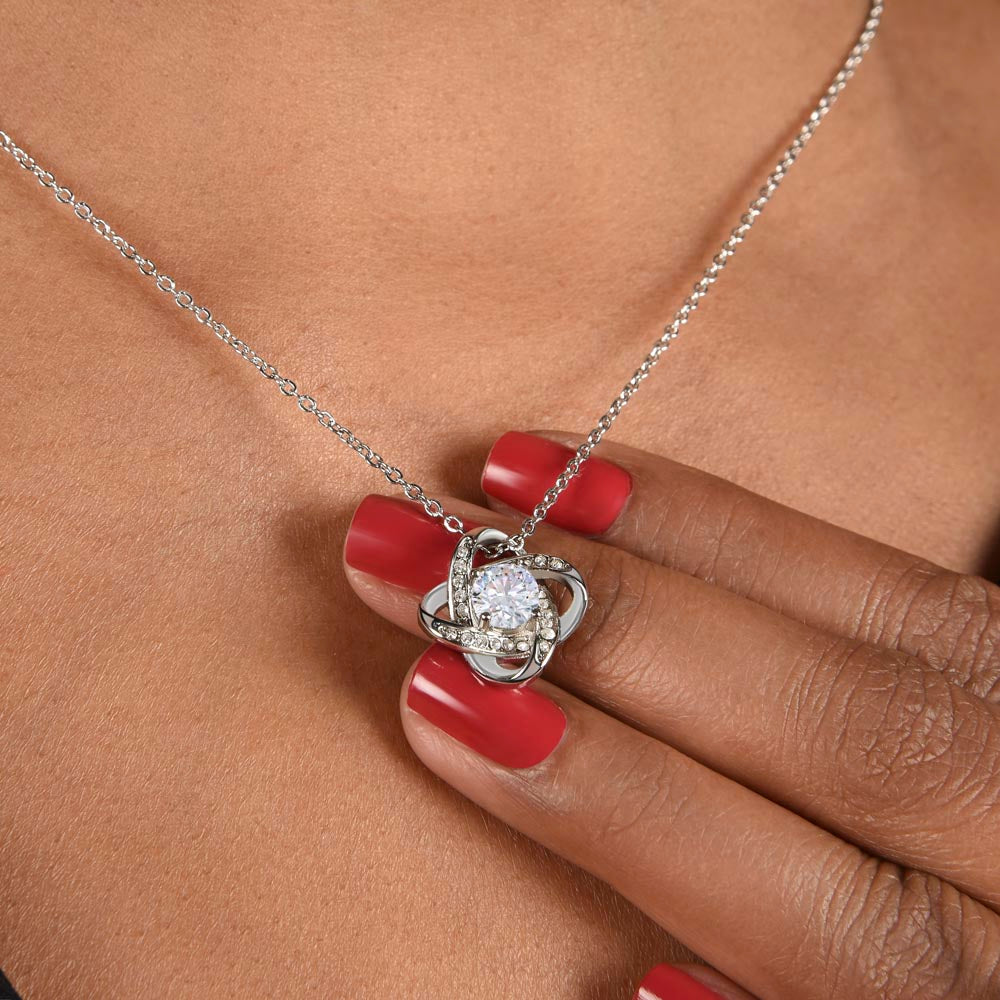 An Unsere Liebe Tochter - Du Bist Viel Mutiger - Love Knot Necklace